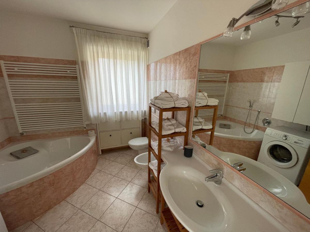 Casa Belvedere Tenna Bagian luar foto