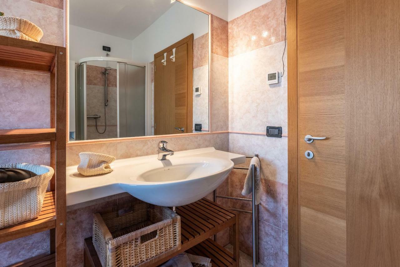 Casa Belvedere Tenna Bagian luar foto