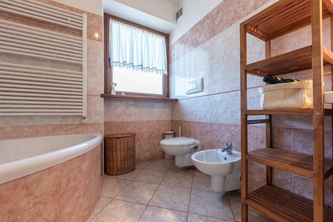 Casa Belvedere Tenna Bagian luar foto